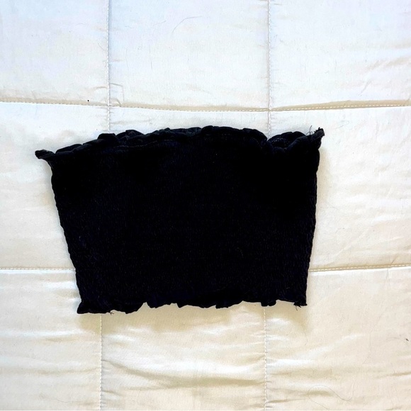 H&m Sleeveless Crop Top With Flower Pattern Black *$5 IF BUNDLED W/ANOTHER ITEM* - Picture 4 of 4